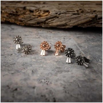 Jo's Unique Handmade Jewels auskari Award Rib