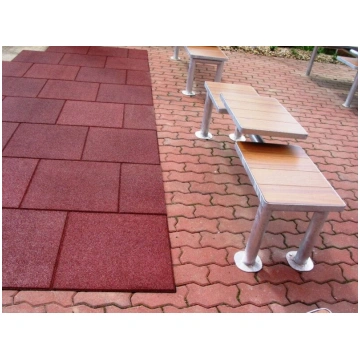 Gumijas flīzes 30x500x500mm Sarkanas