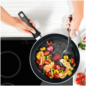 Tefal Titanium Force 24cm | C2920453 | 31684303564