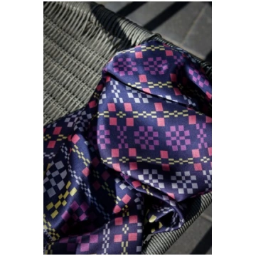 ZIEDU ŠALLE._natural silk KAREL"S