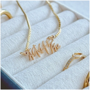 Unique Nameplate Necklace (Chinese) - 3 names / Si