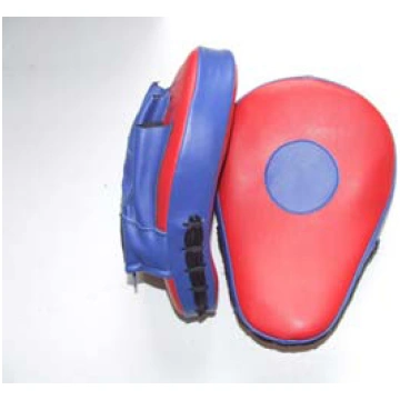 Vairogs - ķepa Falco M17