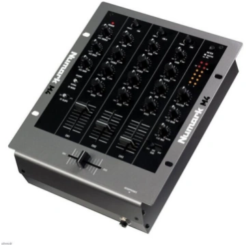 Dj mikseris Numark M4, 3 kanāli