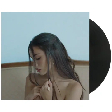 Madison Beer - Locket