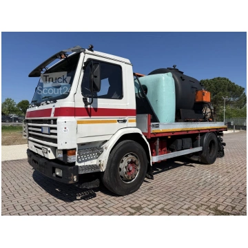 Lietots - SCANIA P 93.220 Bitumen-Tank mit Asfalts