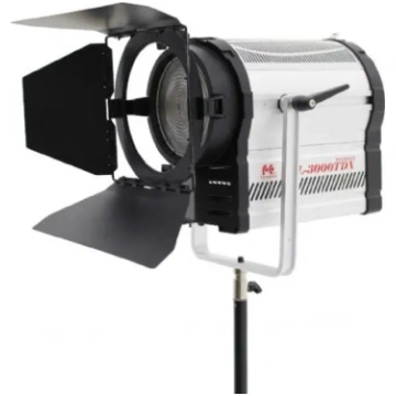 Falcon Eyes Bi-Color LED Spot Lamp Dimmable CLL-30