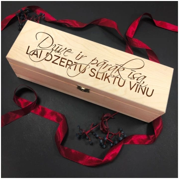 Koka kaste vīna pudelei "Dzīve ir pārāk īsa"