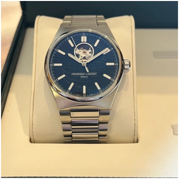Frederique Constant Highlife Heart Beat pilns komp