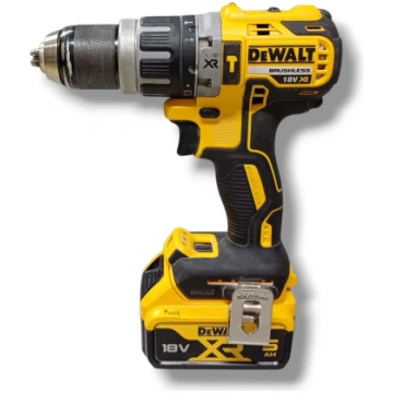 Lietots - DeWalt DCD796