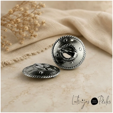 Sakta liela 3.3 cm Latvijas pērles