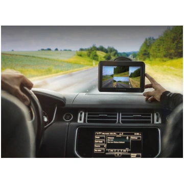 Lippert Furrion Vision S reversing camera with 7" 