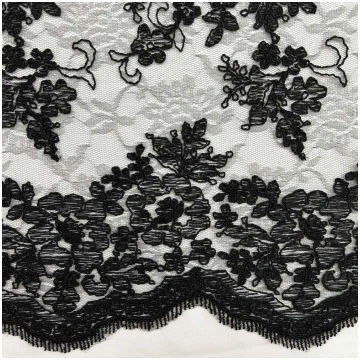 Tessuto Tulle Ricamato Giada Nero 150x130 Cm