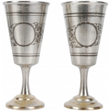 Sudraba glāžu pāris A pair of silver shot glasses
