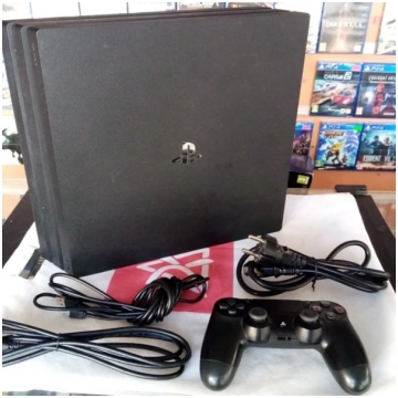 Playstation 4 PRO 1TB