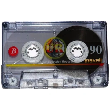 Audio kasešu Maxell UR-90