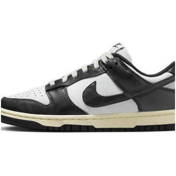 Nike Dunk Low Vintage Panda