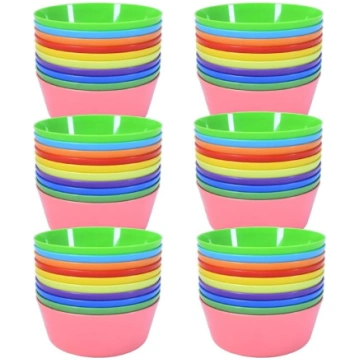 60 atkārtoti lietojamu krāsainu plastmasas trauku 