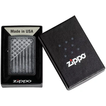 Pretvējaizsargāta metāla šķiltava Zippo 49485 ar p