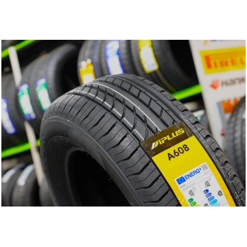 215/60R16 Aplus A608 95H